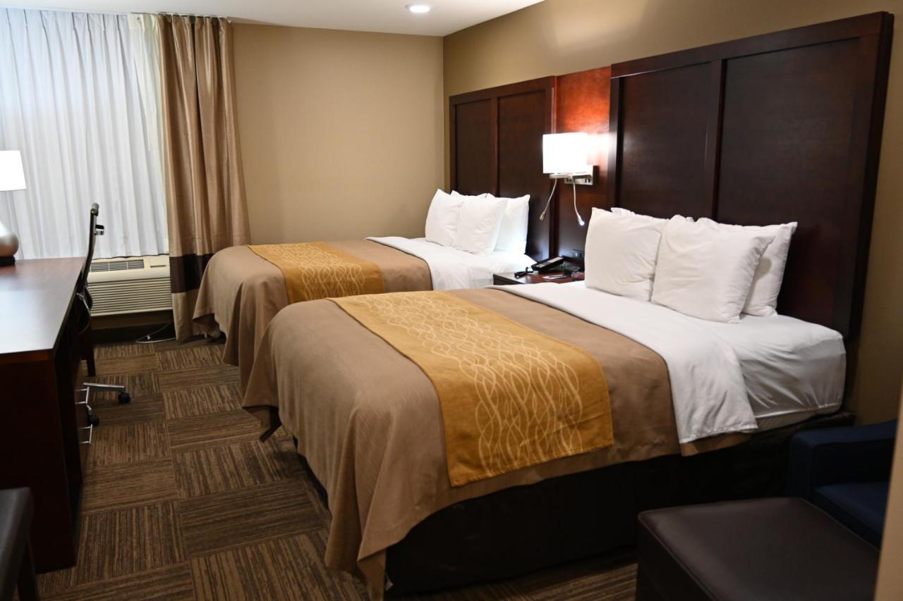 Giles Hotel Inn And Suites Pulaski Eksteriør billede