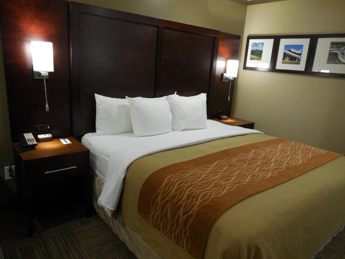 Giles Hotel Inn And Suites Pulaski Eksteriør billede